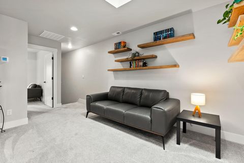 Tiny photo for 3710 NE Petrosa Avenue, Bend, OR 97701 (MLS # 220211143)