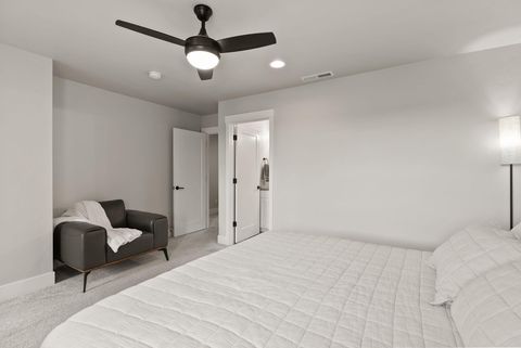 Tiny photo for 3710 NE Petrosa Avenue, Bend, OR 97701 (MLS # 220211143)