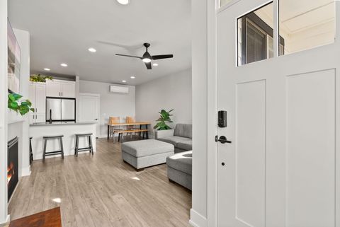 Tiny photo for 3710 NE Petrosa Avenue, Bend, OR 97701 (MLS # 220211143)