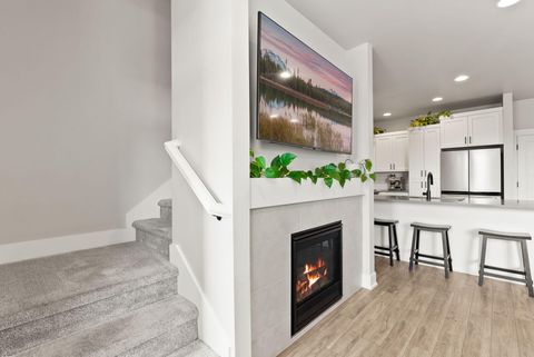 Tiny photo for 3710 NE Petrosa Avenue, Bend, OR 97701 (MLS # 220211143)