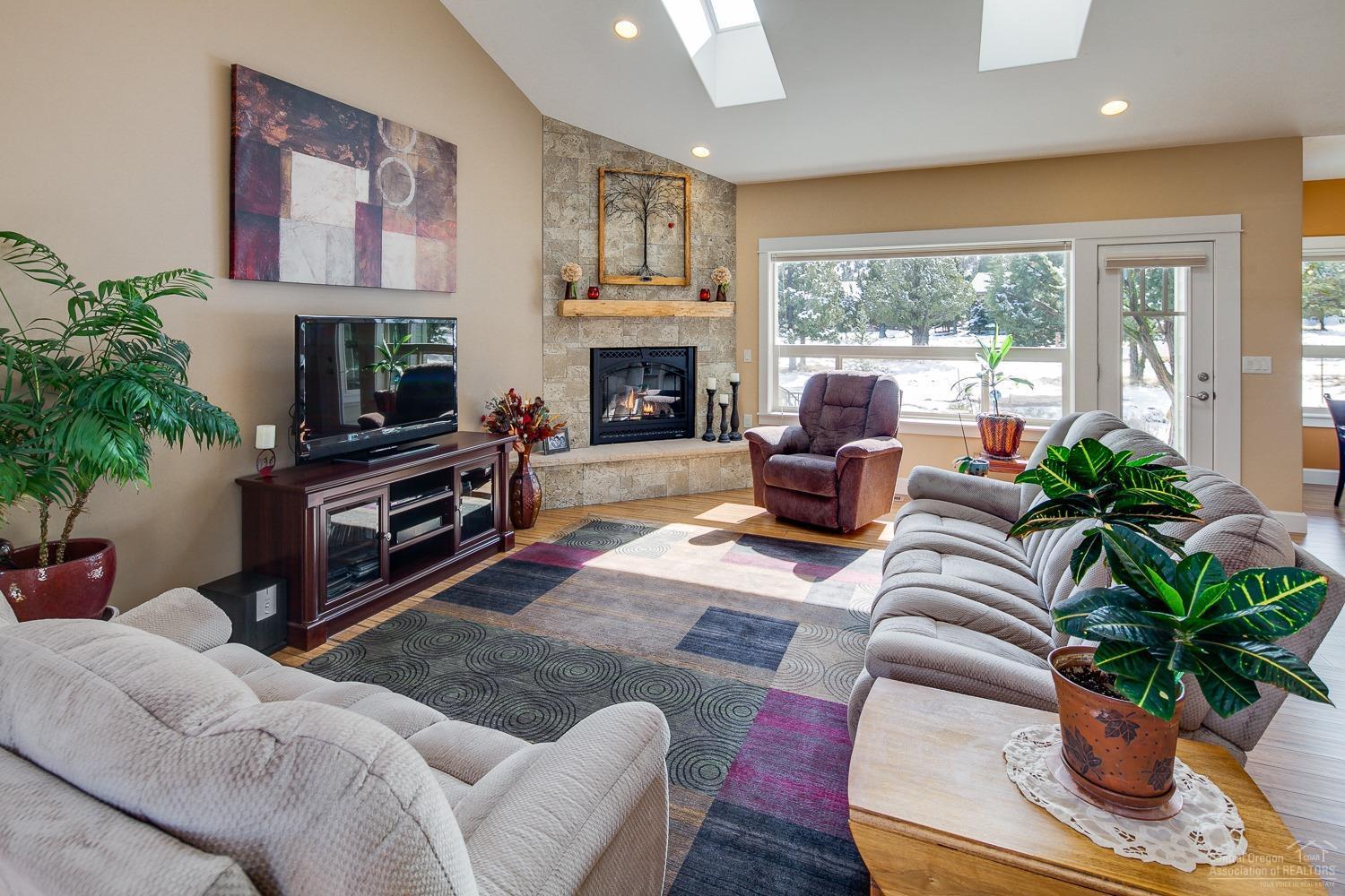 Eagle Crest - Residential