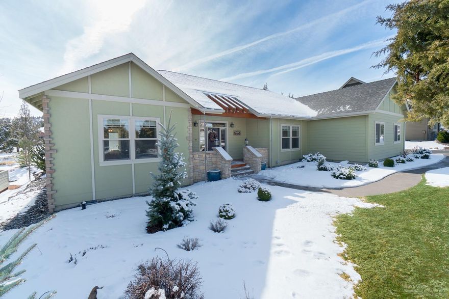 Enjoy tons of privacy from this energy certified single level home. This home shows like new & features bamboo floors, lots of windows, over sized 2 car garage, stamped concrete patio. Love the privacy from back yard! Enjoy Eagle Crest amenities