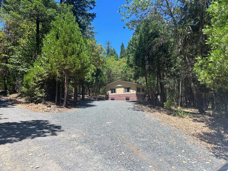 Back active no Fault of the property Nearly 30 acres with a 3 bed, 1.5 bath 960 square ft manufactured home. Located between the towns of Rogue River and Grants Pass the property is tucked away in a private setting. Nearby access to the Rogue River makes this home an ideal choice outdoor enthusiasts. Plenty of trees and mostly level terrain makes this a peaceful place to enjoy rural living in SW Oregon.