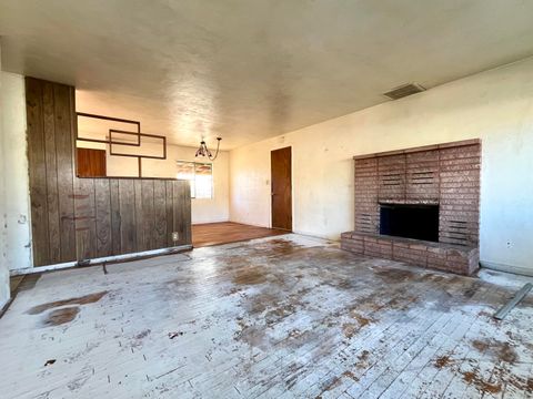 Tiny photo for 5700 Schiesel Avenue, Klamath Falls, OR 97603 (MLS # 220212618)