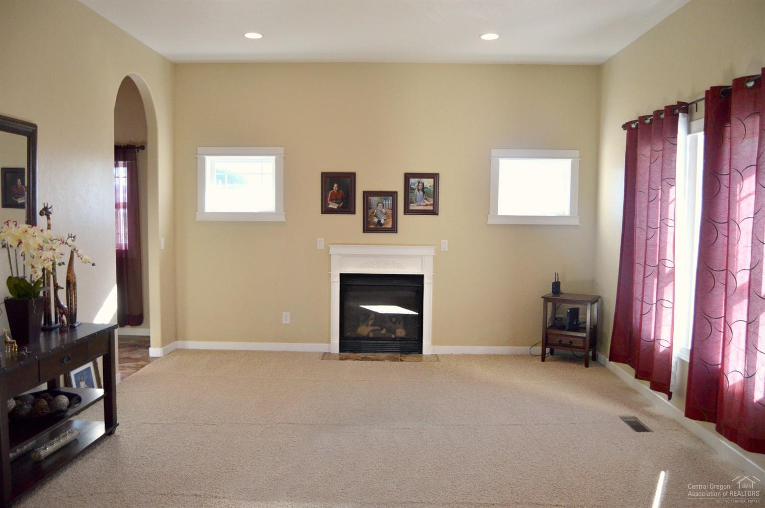 Country View Est - Residential