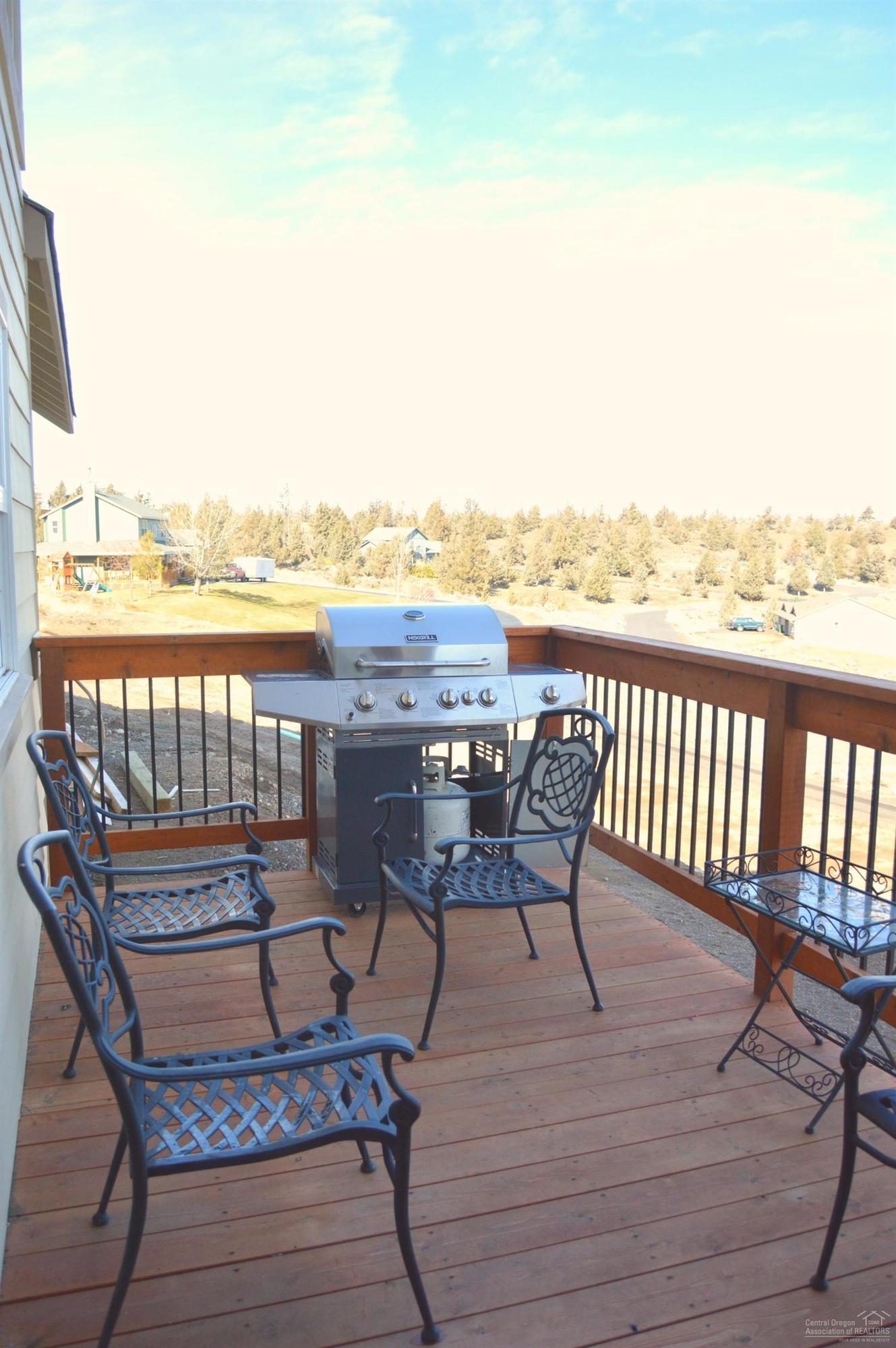 Country View Est - Residential