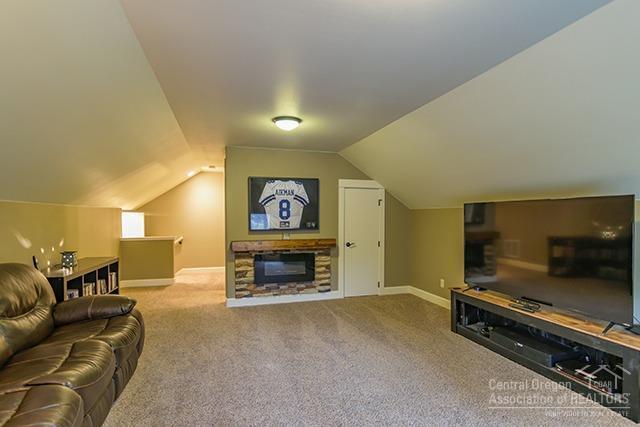 Squaw Creek Canyon - Residential