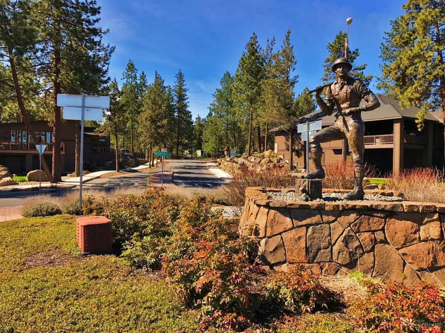 Ideal location in Woodriver Village. Bend's newest transitional neighborhood. Views of park, river and Old Mill. Property is 1 block form Farewell Bend Park. Lot is .29 acres with frontage on 3 streets. Mature ponderosa pines. Plenty of room for an RV, boat or both. Paddleboard, kayak and travel the river trail. Very close to Old Mill Shops, movies, amphitheater and beyond. Large Ponderosa pines. Detached garage. Flat easy build lot. Manufactured home and garage are being sold in as is condition.