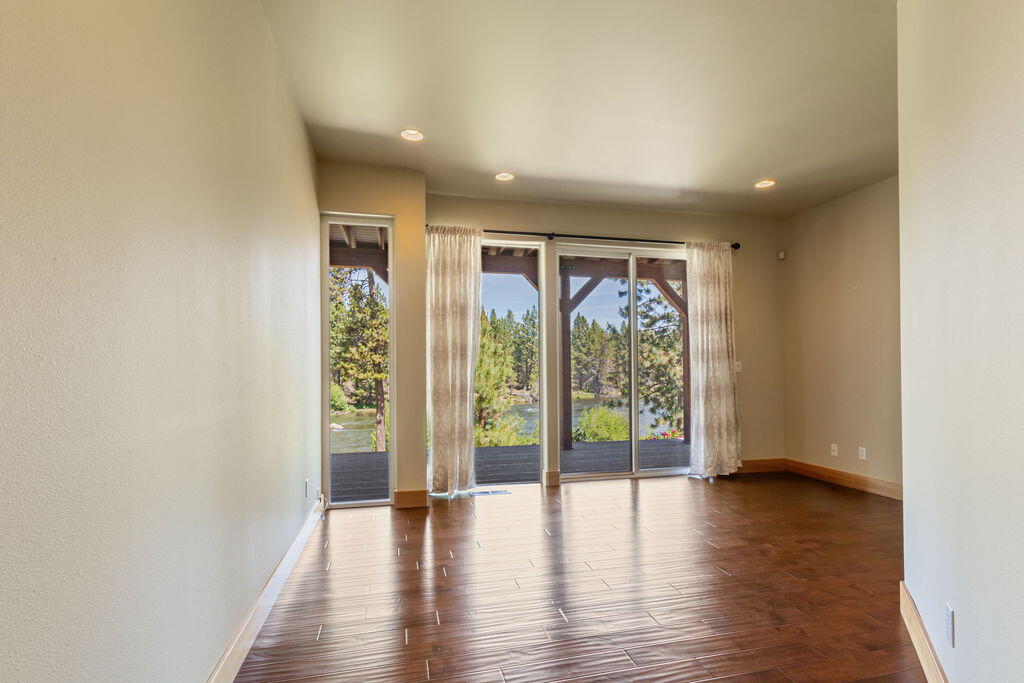 River Bend Estate - Residential