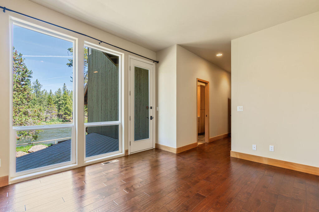 River Bend Estate - Residential