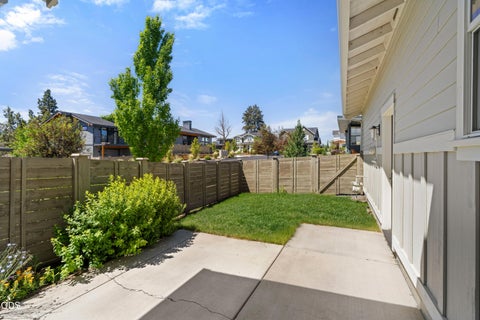 Tiny photo for 20693 SE Cougar Peak Drive, Bend, OR 97702 (MLS # 220222844)
