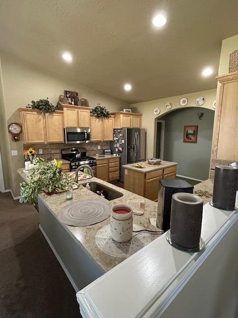 McKenzie Rim Estates - Residential