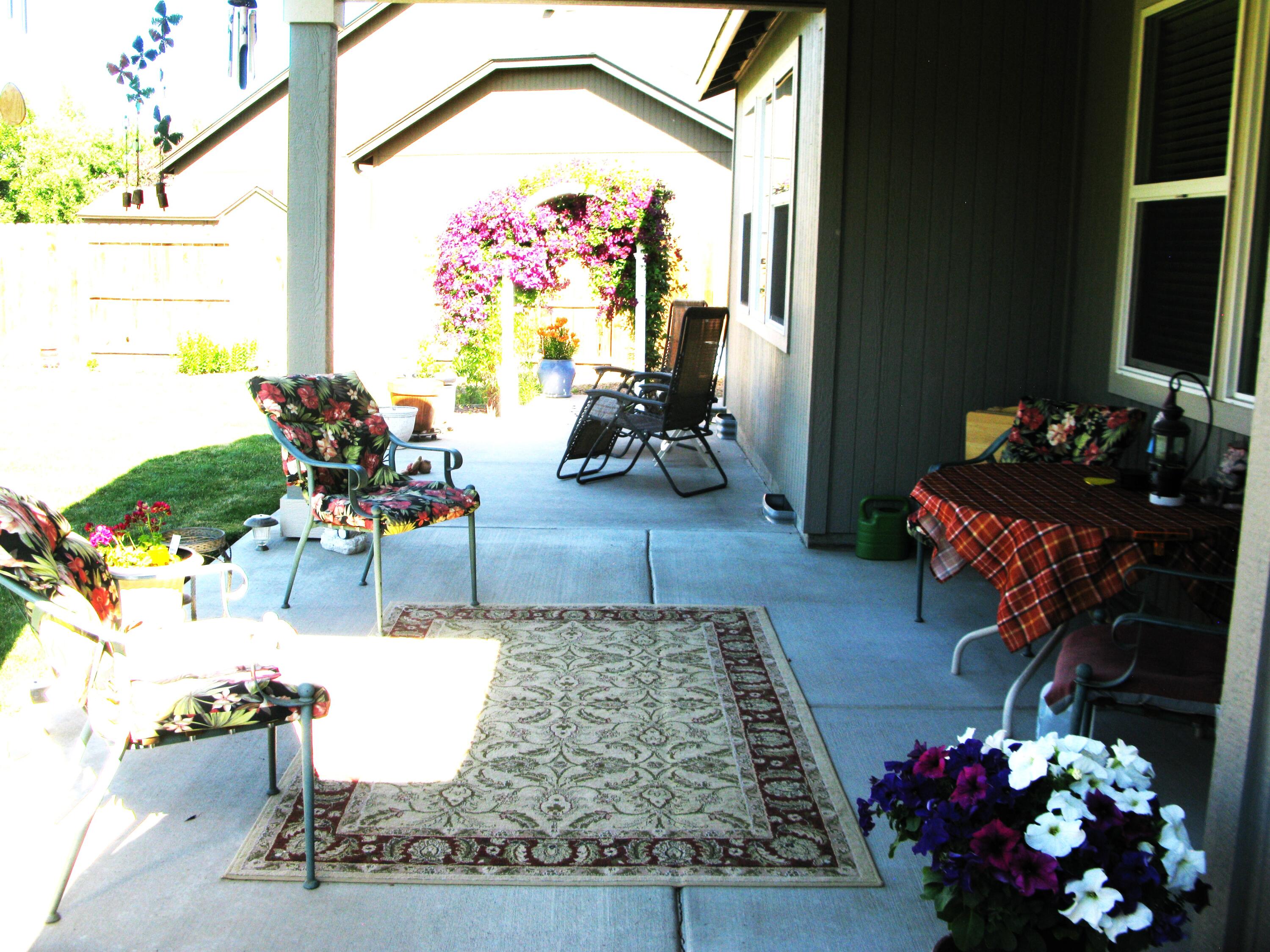 McKenzie Rim Estates - Residential