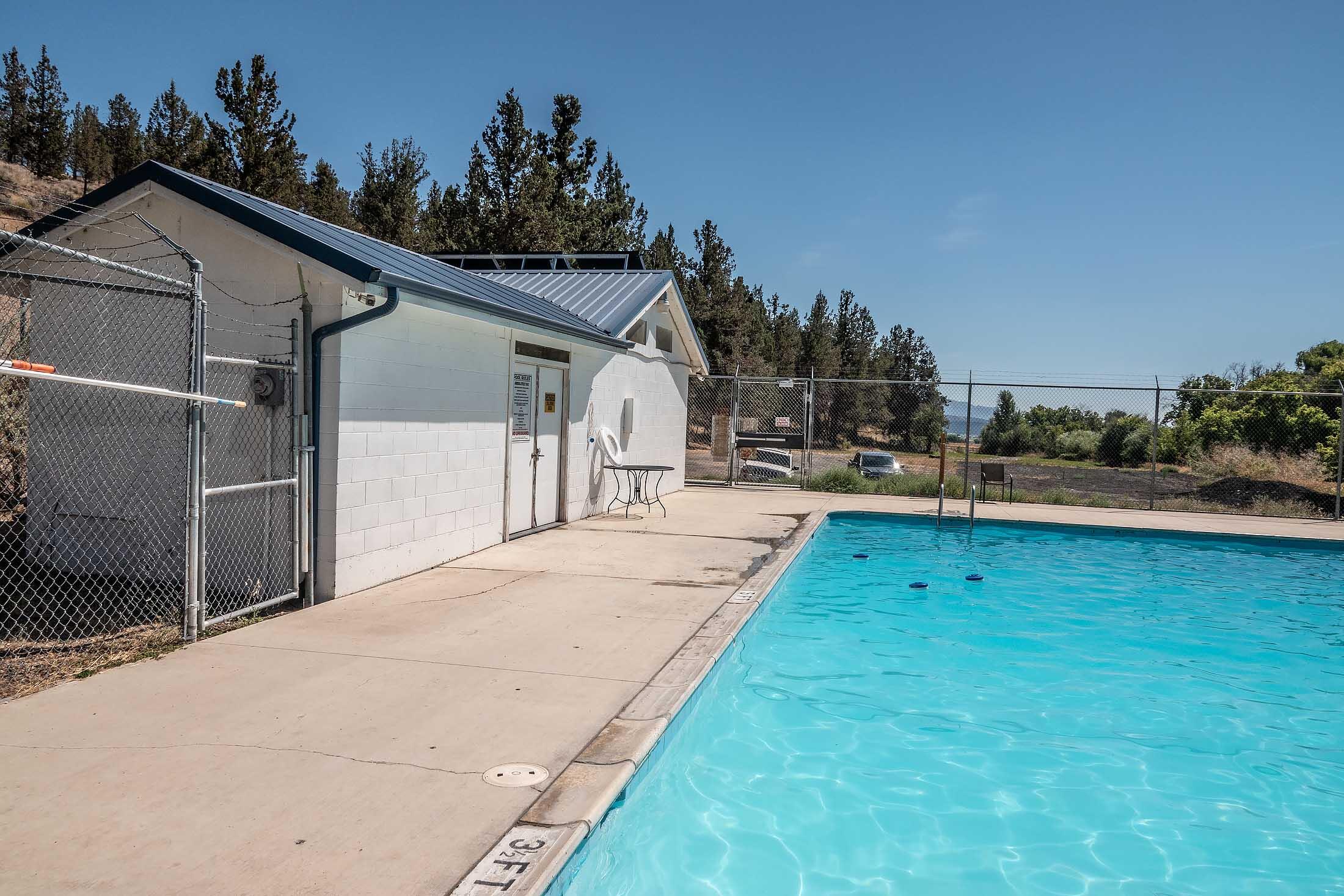 Golden Horseshoe - Land