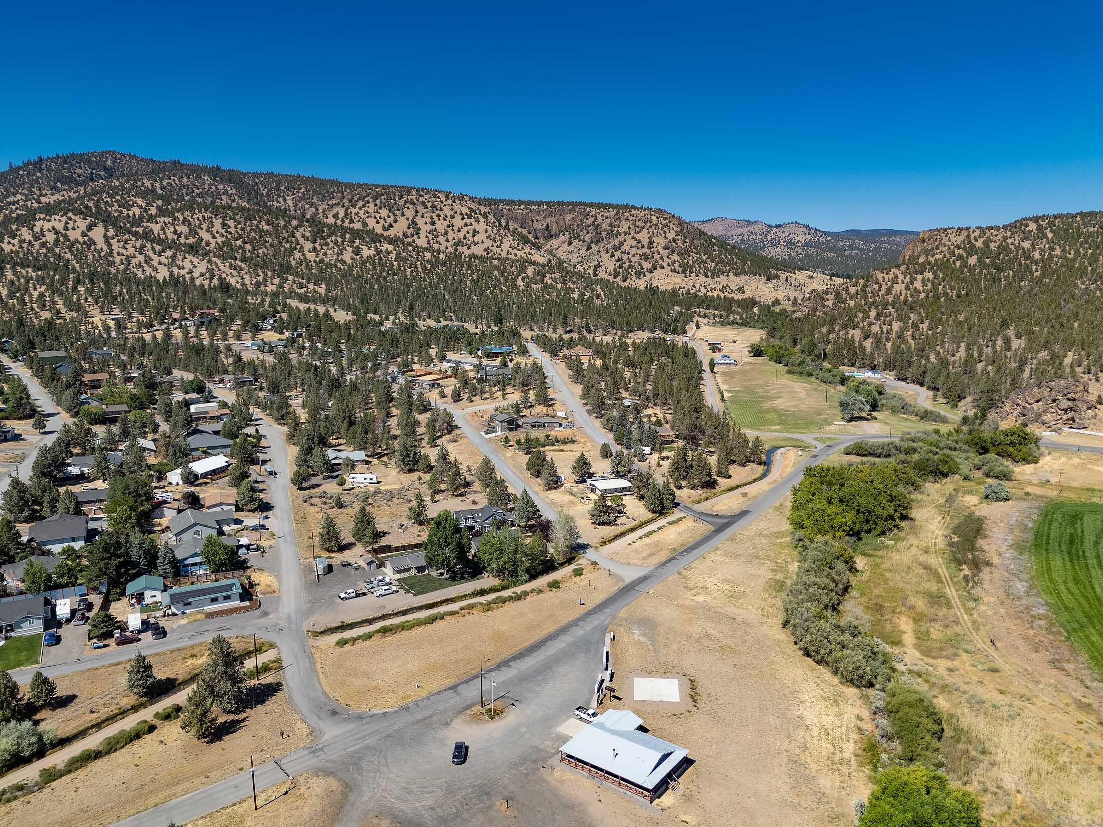 Golden Horseshoe - Land