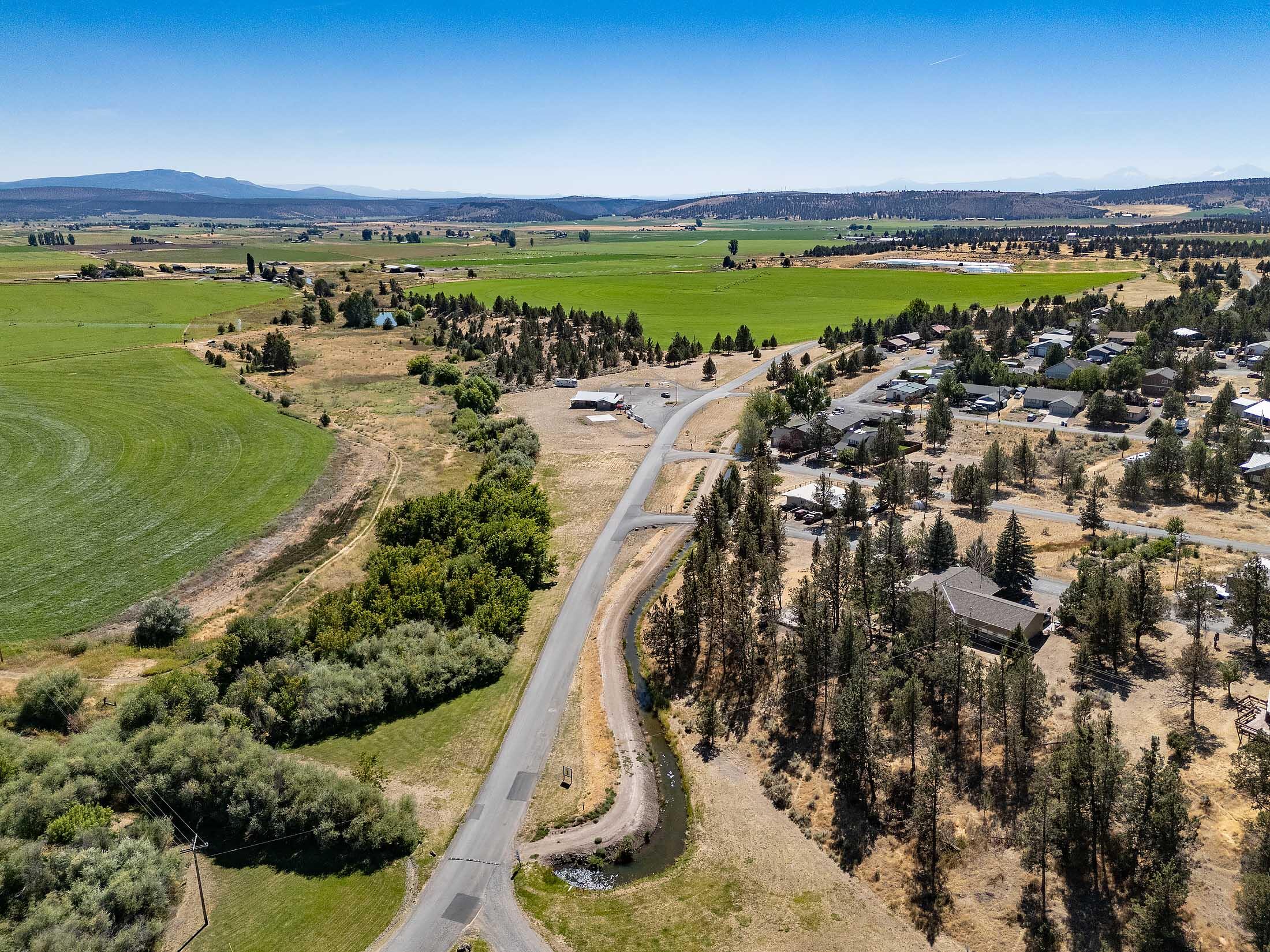 Golden Horseshoe - Land