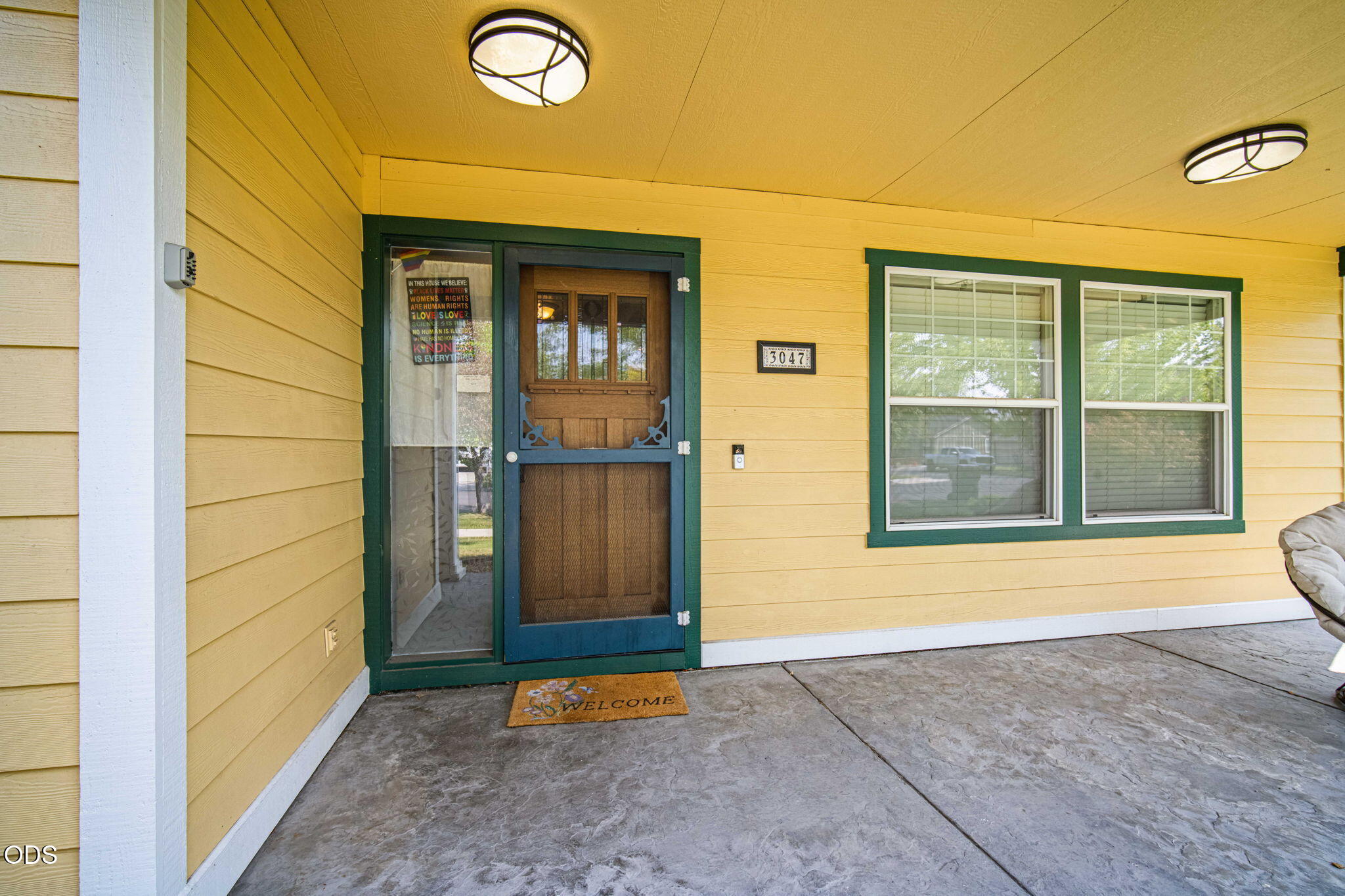 3047 NE Yellow Ribbon Drive
