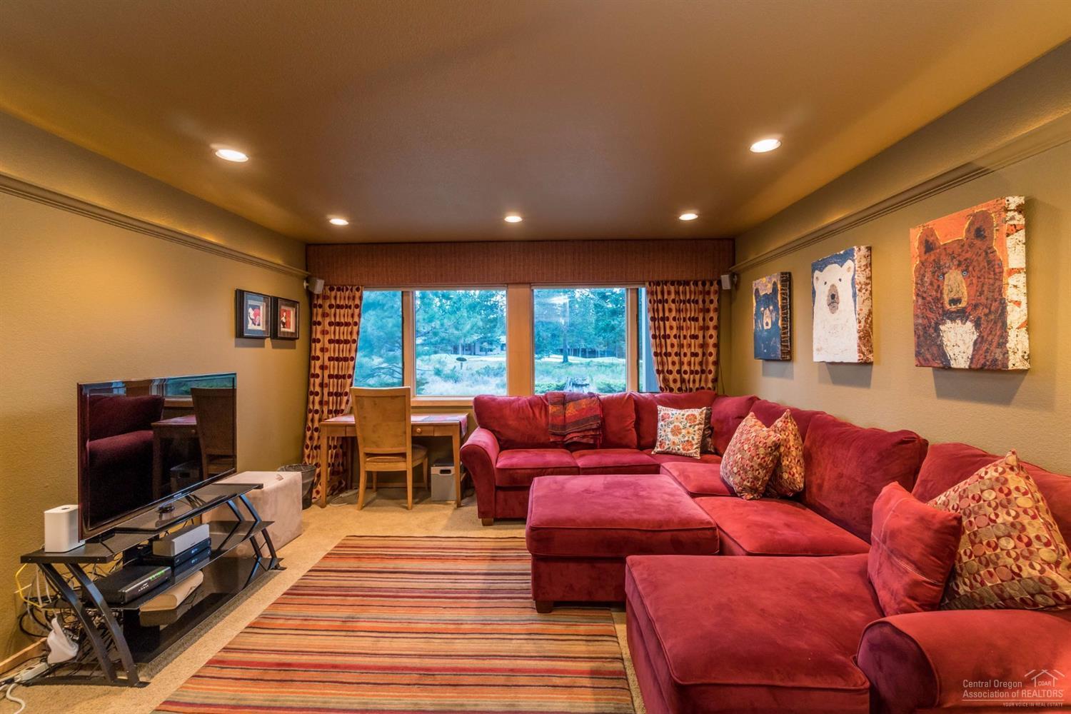 Fairway Crest Village - Residential