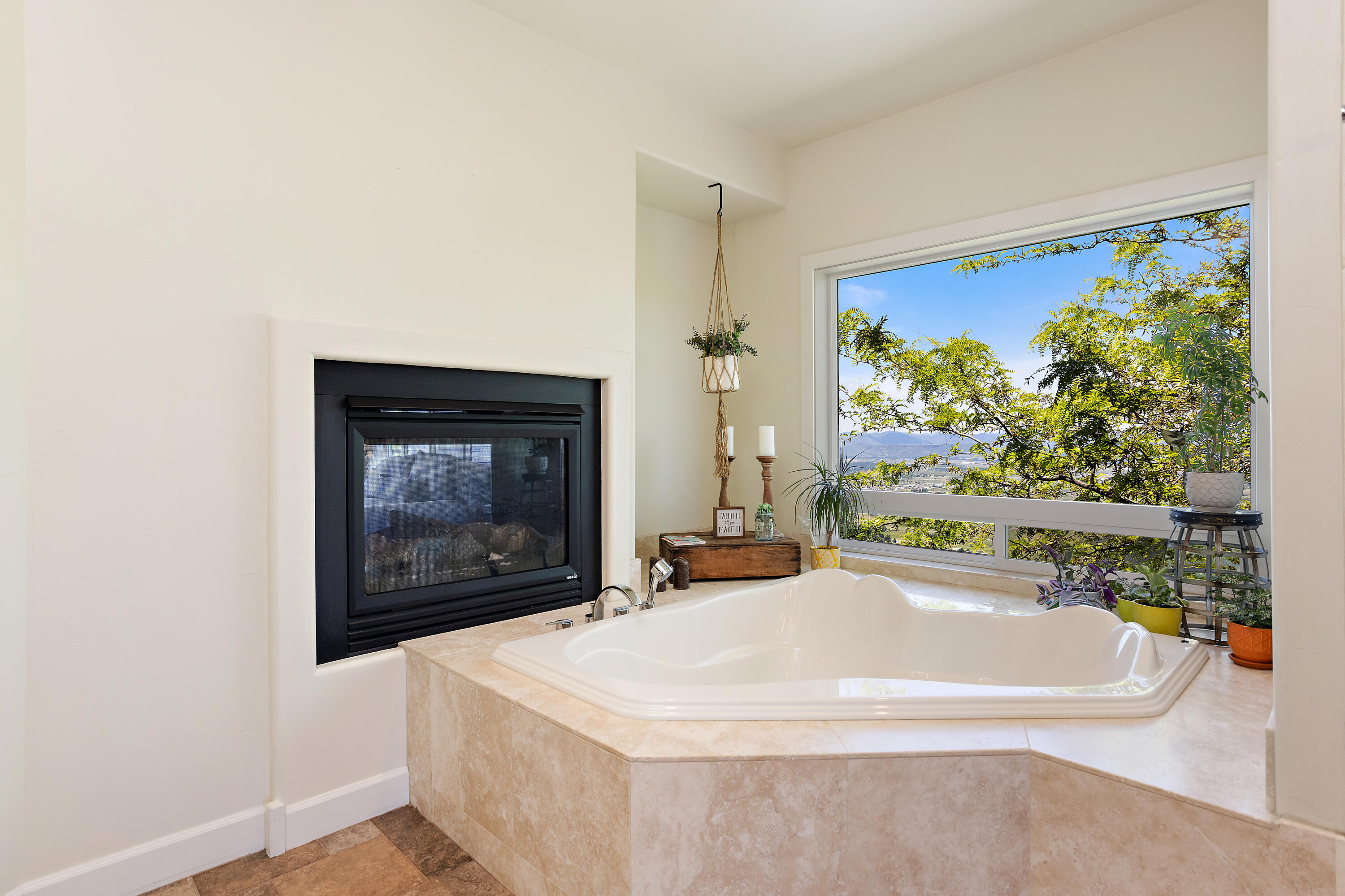 Roxy Ann Heights Subdivision - Residential