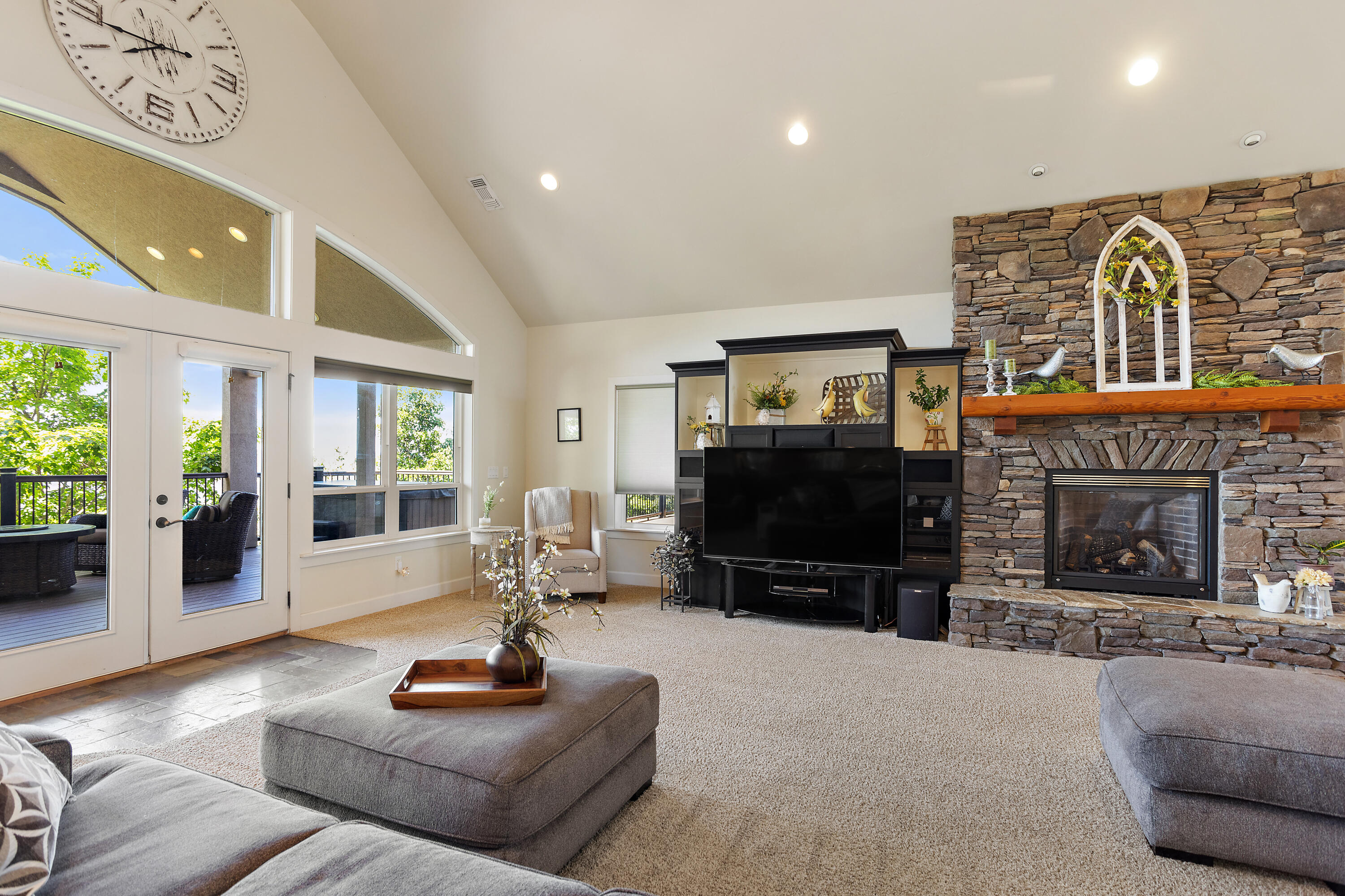 Roxy Ann Heights Subdivision - Residential