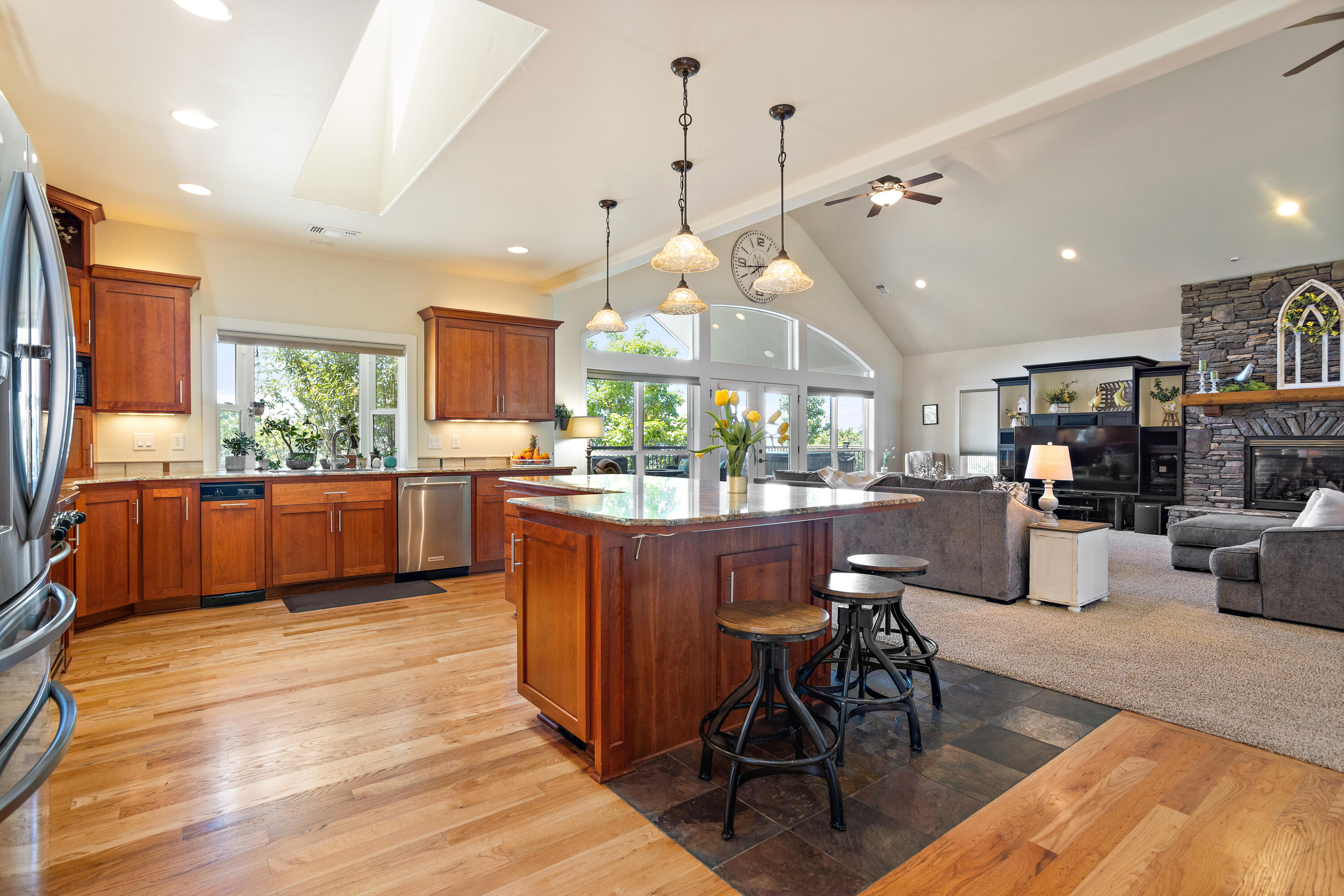 Roxy Ann Heights Subdivision - Residential