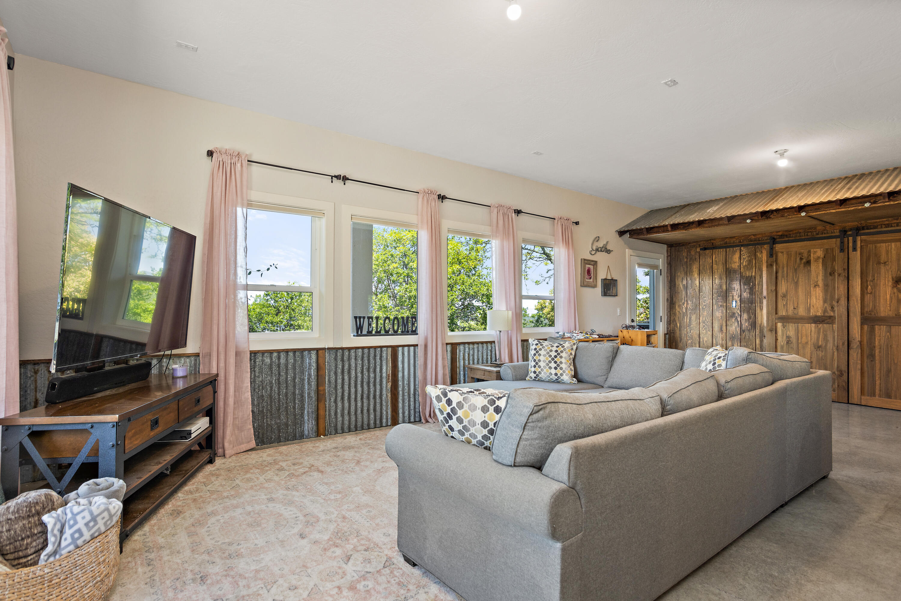 Roxy Ann Heights Subdivision - Residential