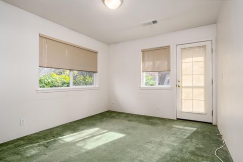 Tiny photo for 790 Park Street, Ashland, OR 97520 (MLS # 220214906)