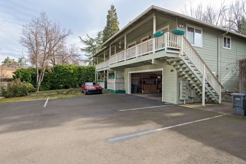 Tiny photo for 790 Park Street, Ashland, OR 97520 (MLS # 220214906)
