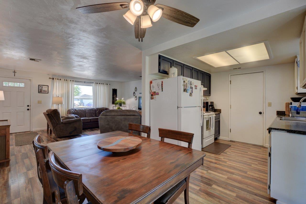 Cascade Village Unit No 7 - Residential