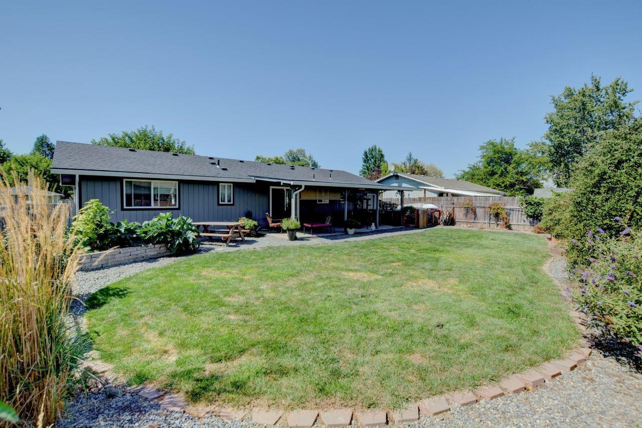 Cascade Village Unit No 7 - Residential