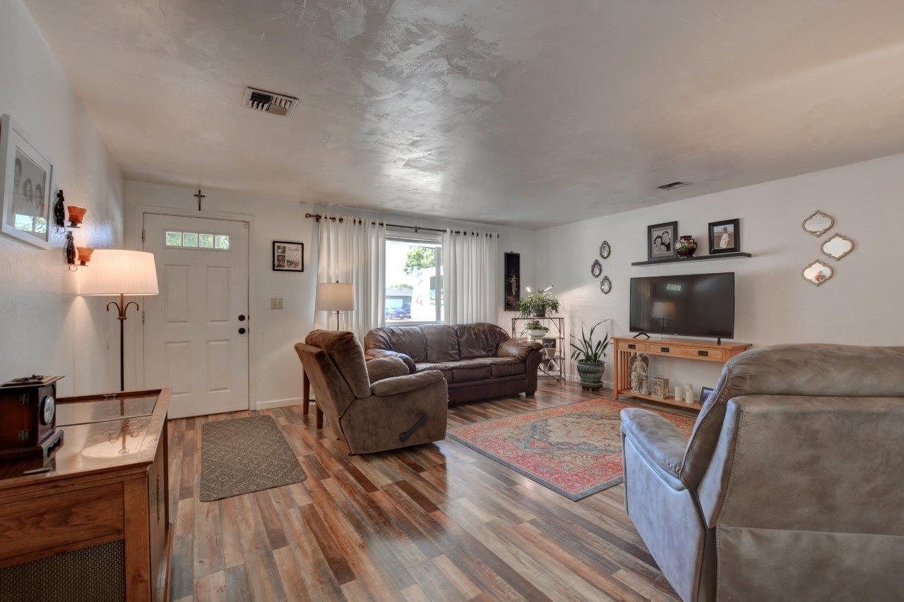 Cascade Village Unit No 7 - Residential