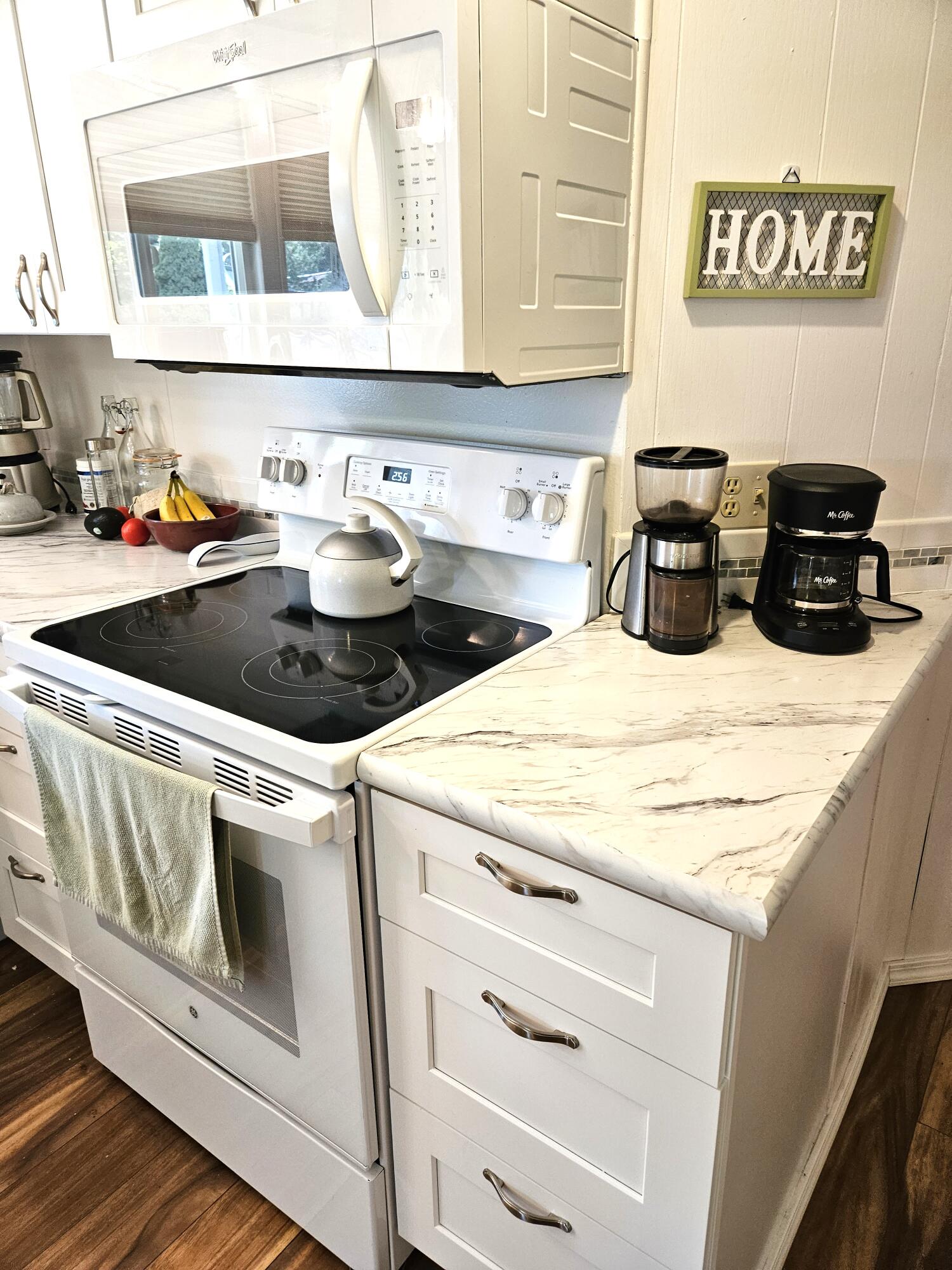 Rock Arbor Villa - Residential