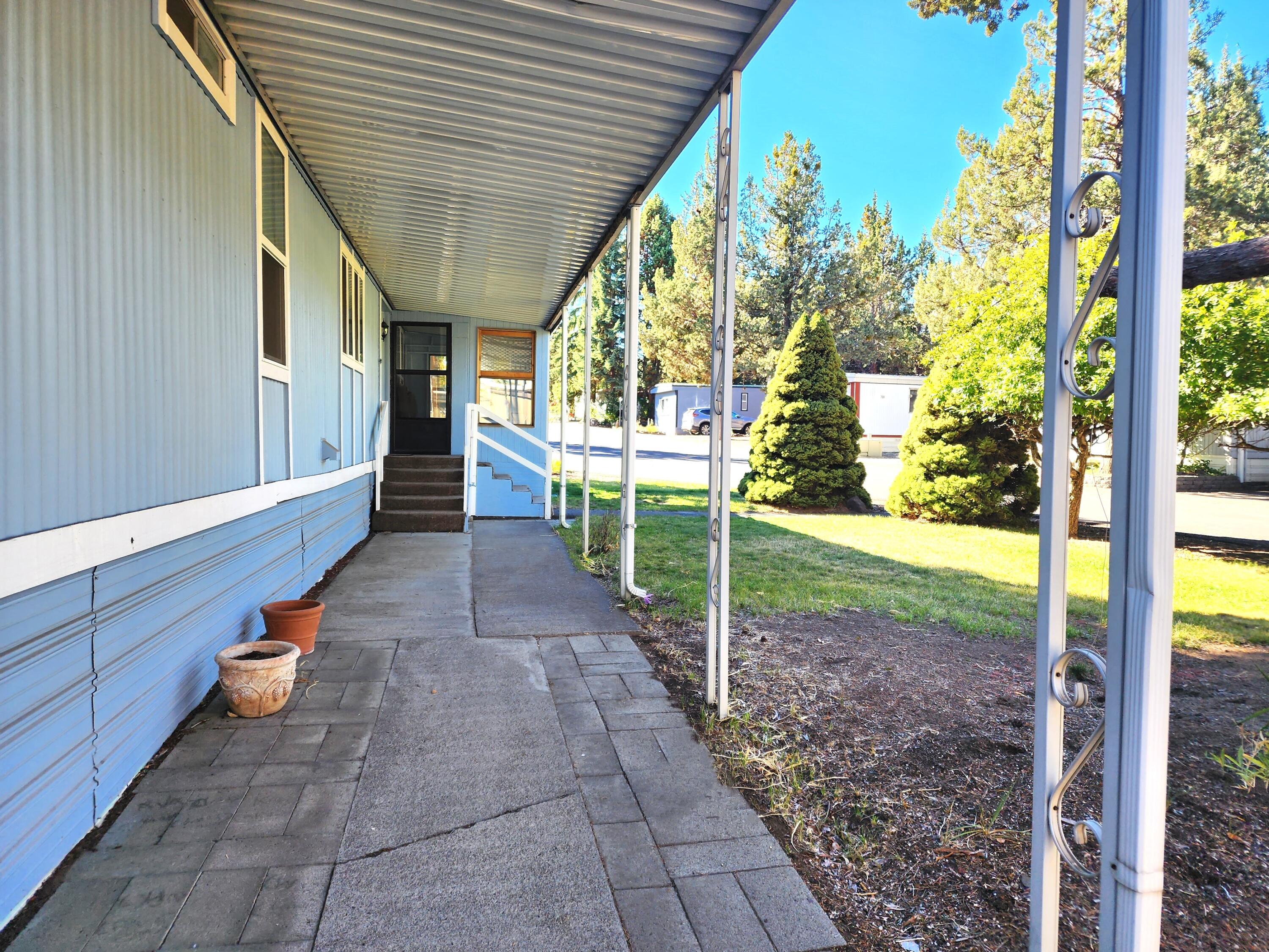 Rock Arbor Villa - Residential