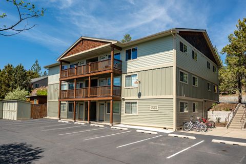 1030 NW Roanoke Avenue APT 15 Bend OR 97703
