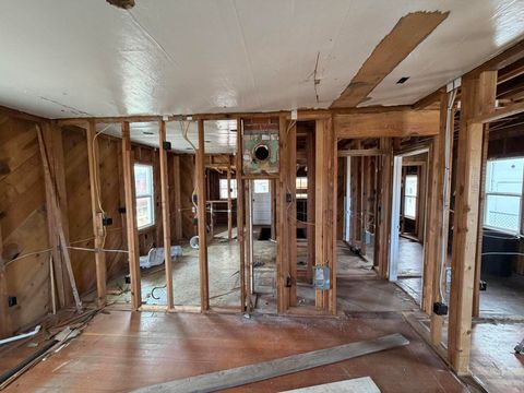 Tiny photo for 3920 Balsam Drive, Klamath Falls, OR 97601 (MLS # 220211043)