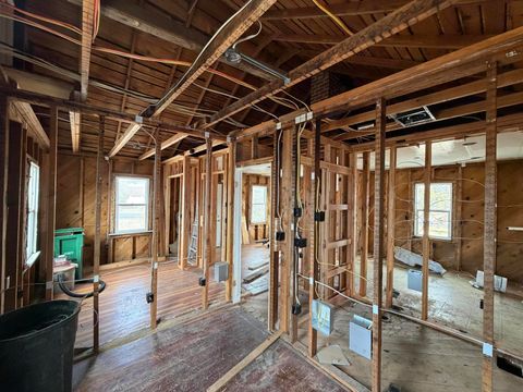 Tiny photo for 3920 Balsam Drive, Klamath Falls, OR 97601 (MLS # 220211043)