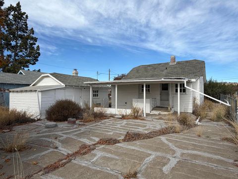 Tiny photo for 3920 Balsam Drive, Klamath Falls, OR 97601 (MLS # 220211043)