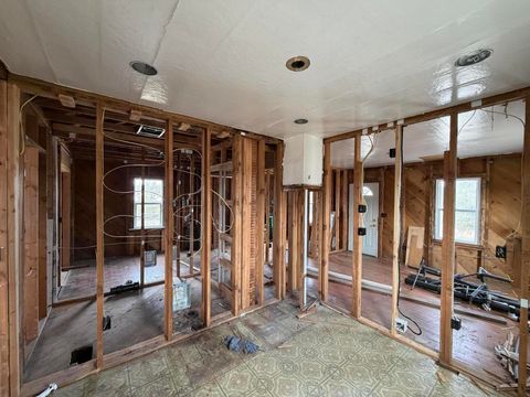 Tiny photo for 3920 Balsam Drive, Klamath Falls, OR 97601 (MLS # 220211043)