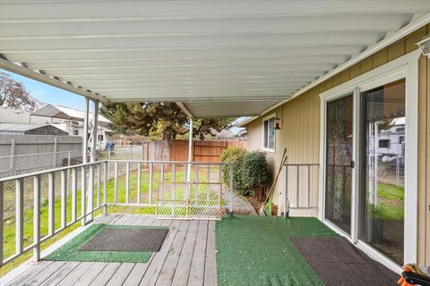 Tiny photo for 1716 Gardendale Lane, Grants Pass, OR 97527 (MLS # 220213939)