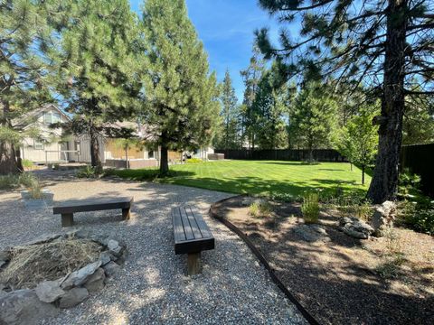 Tiny photo for 16923 Torrance Road, Bend, OR 97707 (MLS # 220216951)