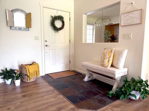 Tiny photo for 16923 Torrance Road, Bend, OR 97707 (MLS # 220216951)