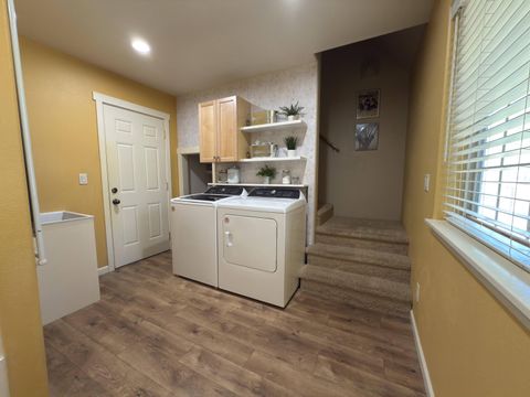 Tiny photo for 16923 Torrance Road, Bend, OR 97707 (MLS # 220216951)