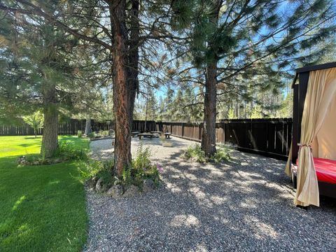Tiny photo for 16923 Torrance Road, Bend, OR 97707 (MLS # 220216951)