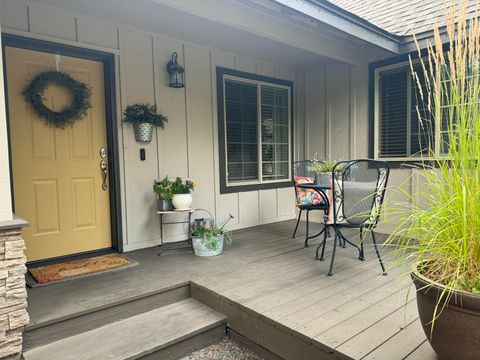 Tiny photo for 16923 Torrance Road, Bend, OR 97707 (MLS # 220216951)