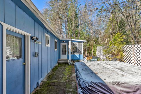 Tiny photo for 9780 Monument Drive, Grants Pass, OR 97526 (MLS # 220217285)