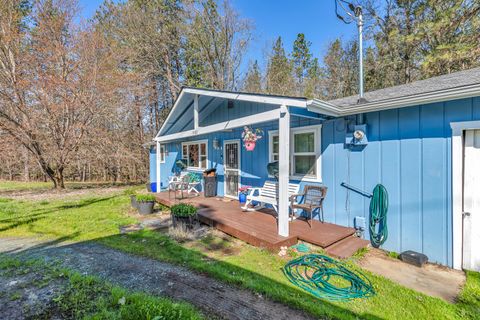 Tiny photo for 9780 Monument Drive, Grants Pass, OR 97526 (MLS # 220217285)