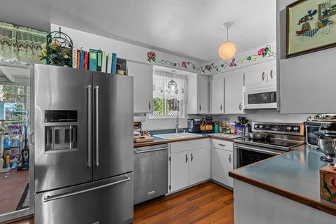 Tiny photo for 9780 Monument Drive, Grants Pass, OR 97526 (MLS # 220217285)