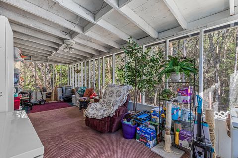 Tiny photo for 9780 Monument Drive, Grants Pass, OR 97526 (MLS # 220217285)