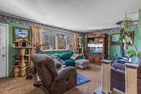 Tiny photo for 9780 Monument Drive, Grants Pass, OR 97526 (MLS # 220217285)