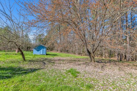 Tiny photo for 9780 Monument Drive, Grants Pass, OR 97526 (MLS # 220217285)